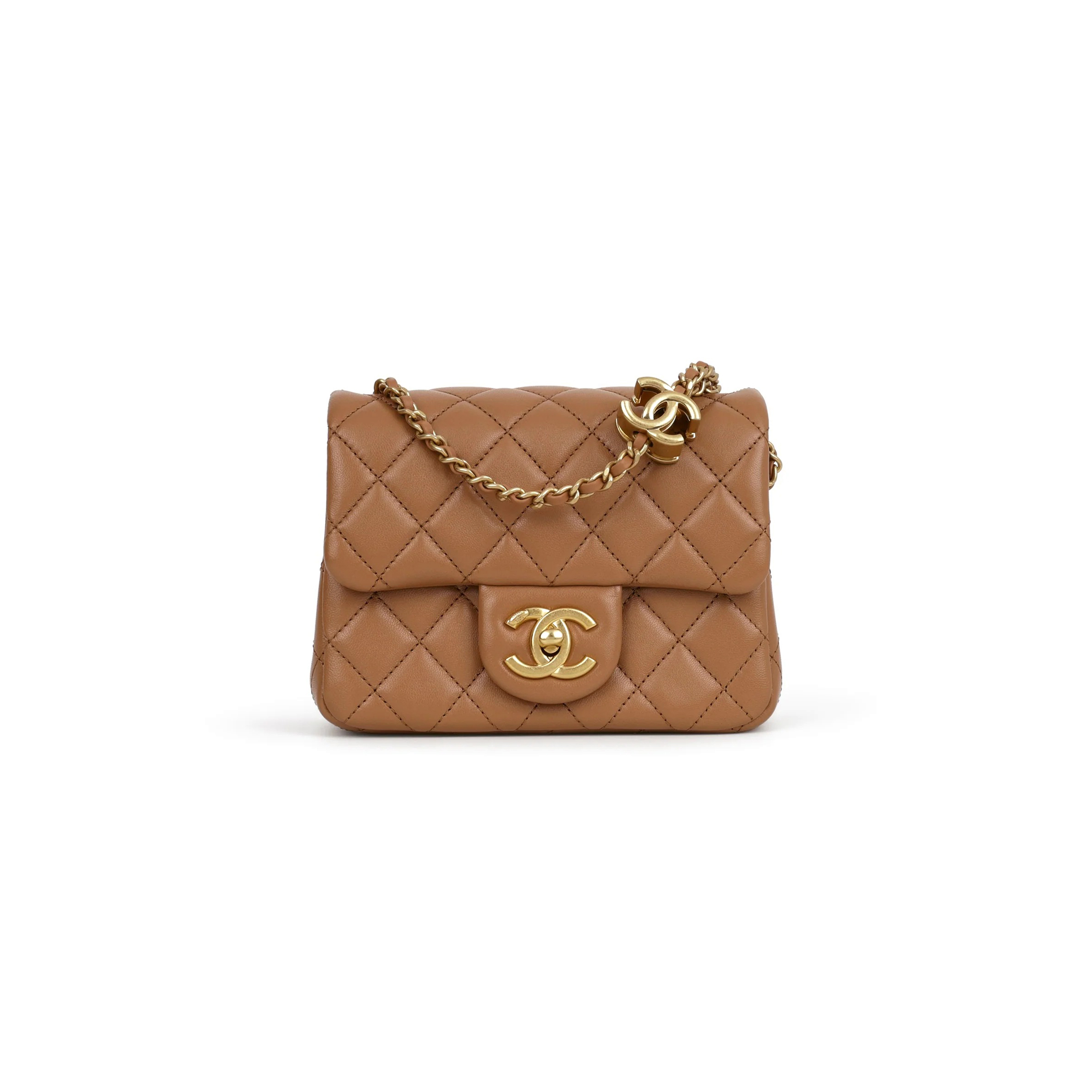 CHANEL FLAP BAG SHINY LANBSKIN AS5758 (18*13*7cm)